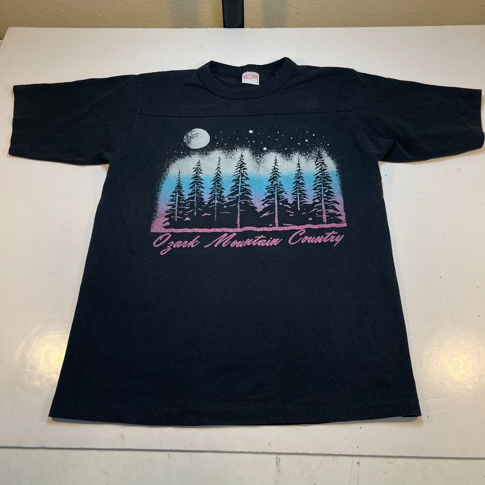 Vintage Ozark Mountain Country Puffy Print Made in the USA T Shirt Sz M Alore - Picture 2 of 4